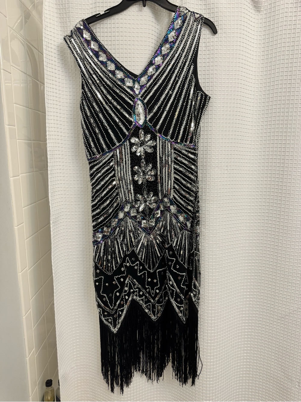 Black Beaded Fringe V-Neck Sleeveless Dress - Picture 2 of 3